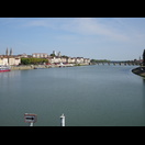 Rechts die Pont Saint-Laurent in Mâcon
